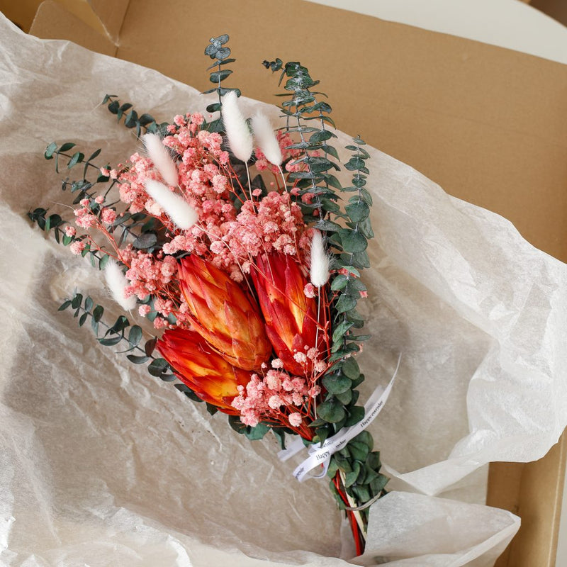 STUNNING SPRING FLOWERS BOUQUET THAT’LL ADD SUNSHINE TO YOUR HOME