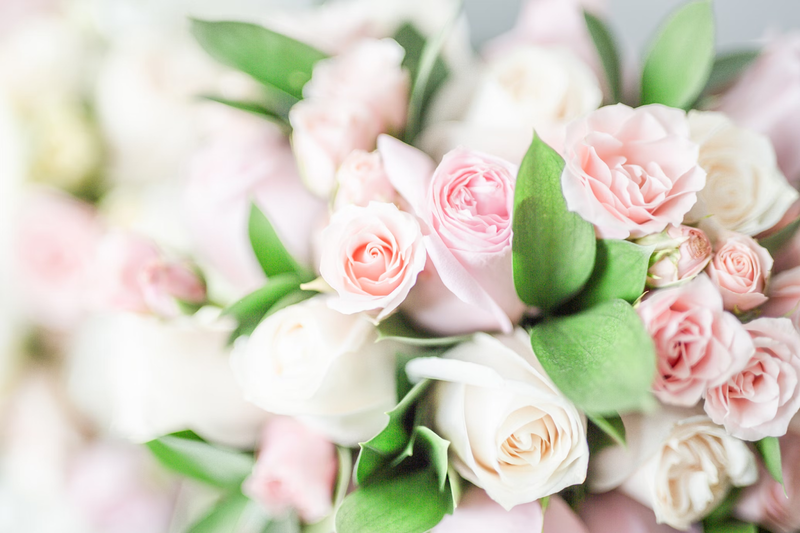 Your Ultimate Guide To Wedding Flowers by Month and Season