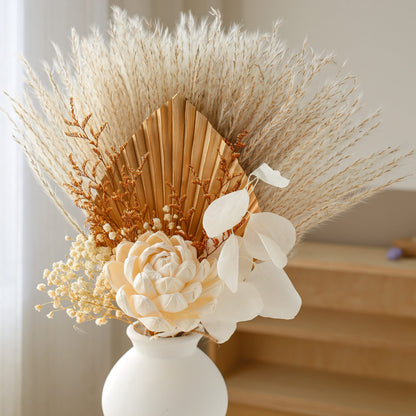 ready to retail, pampas grass mixed bouquet, preserved