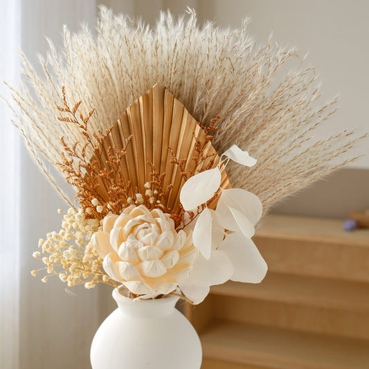 ready to retail, pampas grass mixed bouquet, preserved