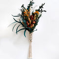 Weave mesh bag with dried flower bouquet
