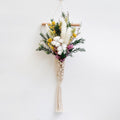 Weave mesh bag with dried flower bouquet