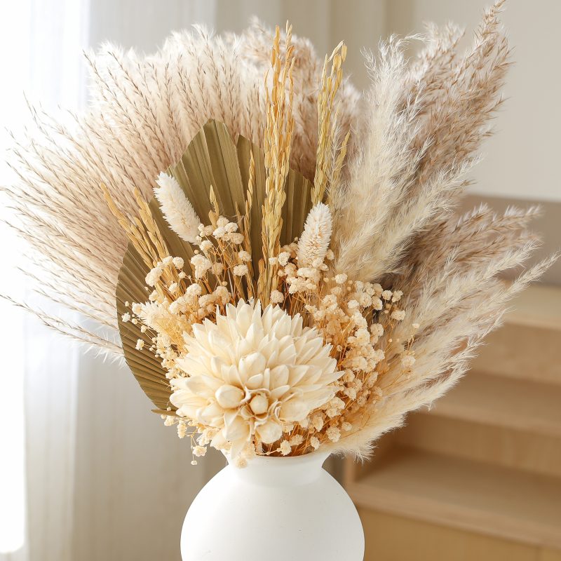 ready to retail, pampas grass mixed bouquet, preserved