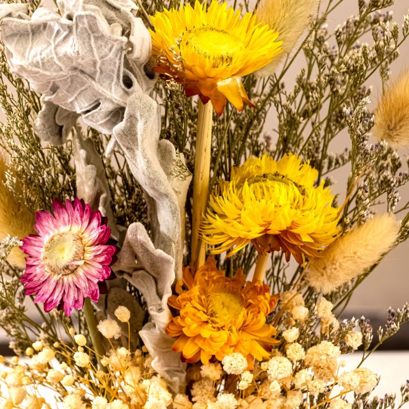 Dried Helichrysum Mixed Bouquet, Ready to retail, 43CM