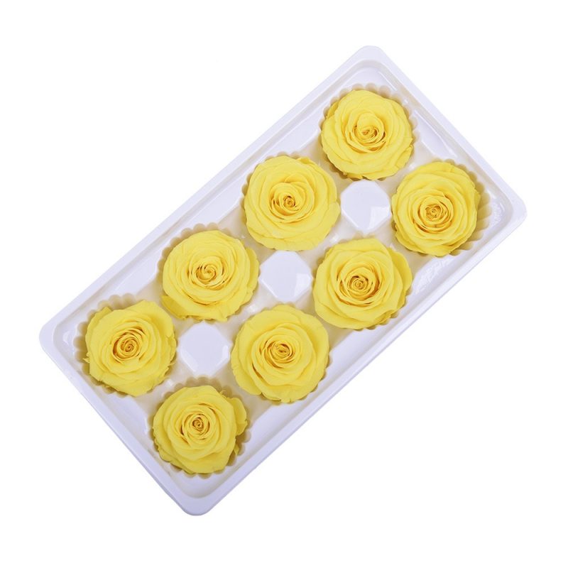 Preserved rose heads yellow