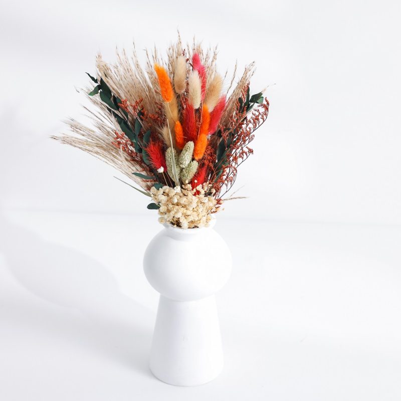 Autumn dried flower bouquet